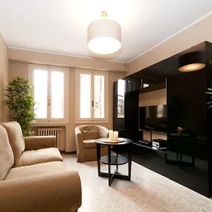 centrale-venice-apartments.hotelslidodijesolo.com/